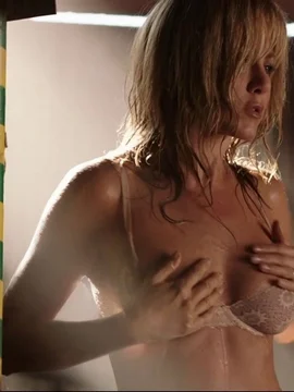 Голая Дженнифер Энистон - 19