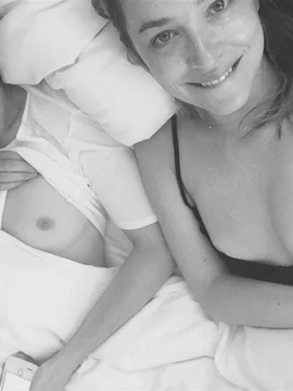 Голая Дакота Джонсон - 62