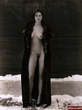 Голая Деми Мур - 50