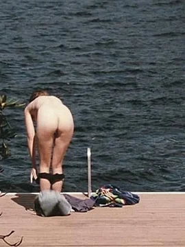 Голая Элизабет Олсен - 18