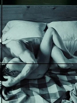 Голая Элизабет Олсен - 38