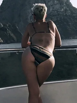 Голая Кэти Перри - 25