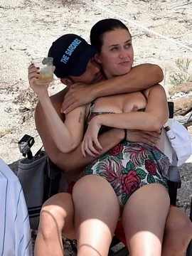 Голая Кэти Перри - 50