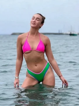 Голая Ольга Бузова - 16