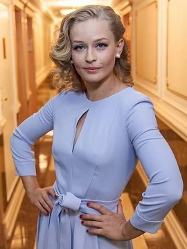 Голая Юлия Пересильд - 01