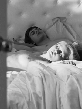 Голая Юлия Пересильд - 49